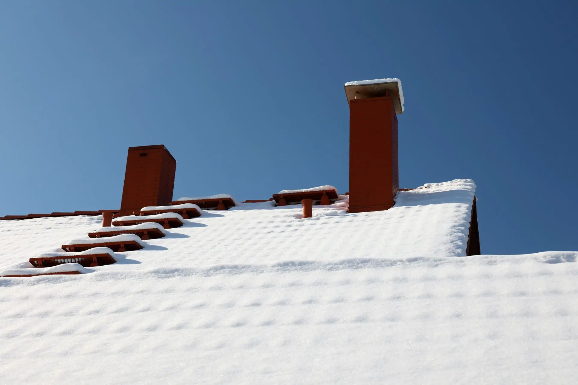 Preventing Snow and Ice Buildup in Your Chimney Chimcare